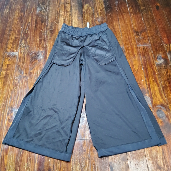lululemon athletica Kids Navy Wide-Leg Pants - Picture 7 of 10